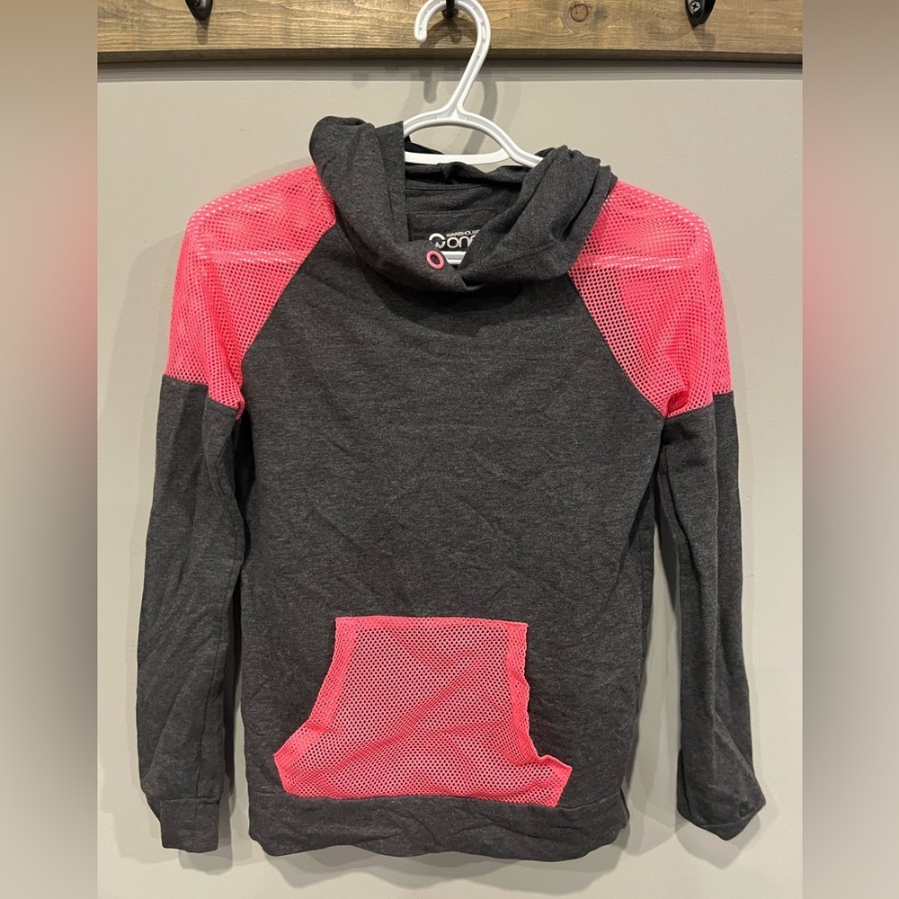 Warehouse one size small